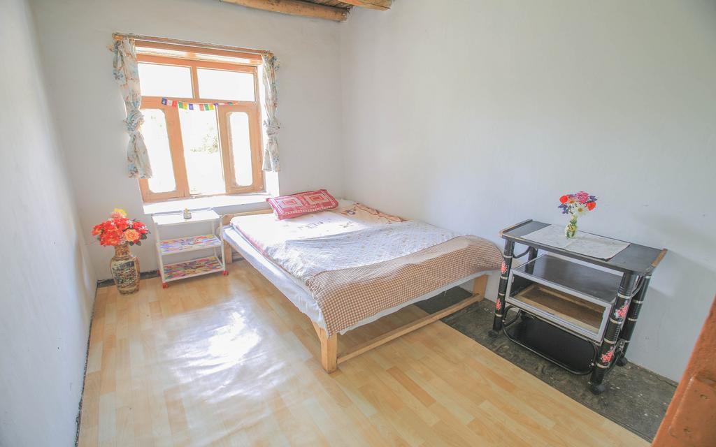 Tsetan Guest House Leh Exterior foto